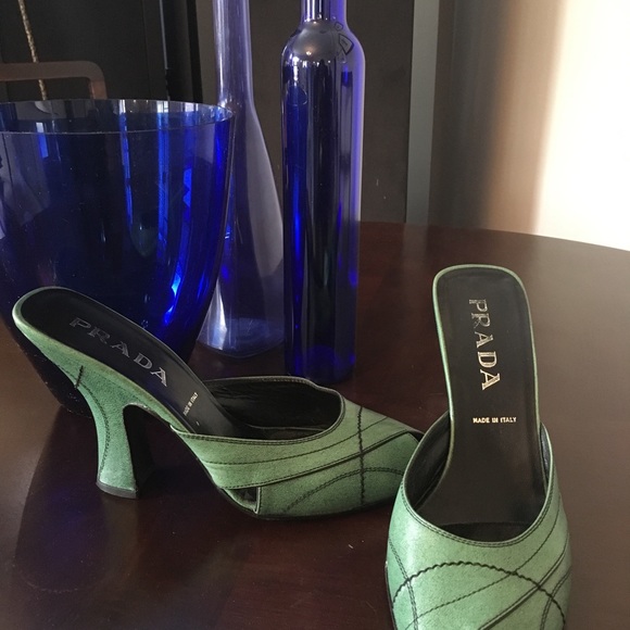 Prada Fume Giada - Picture 1 of 4